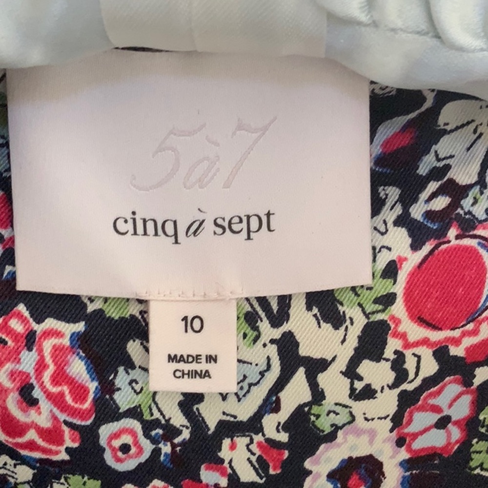 Cinq a Sept (5a7) designer dress flower print in size 10. Only worn once.. - Picture 7 of 8